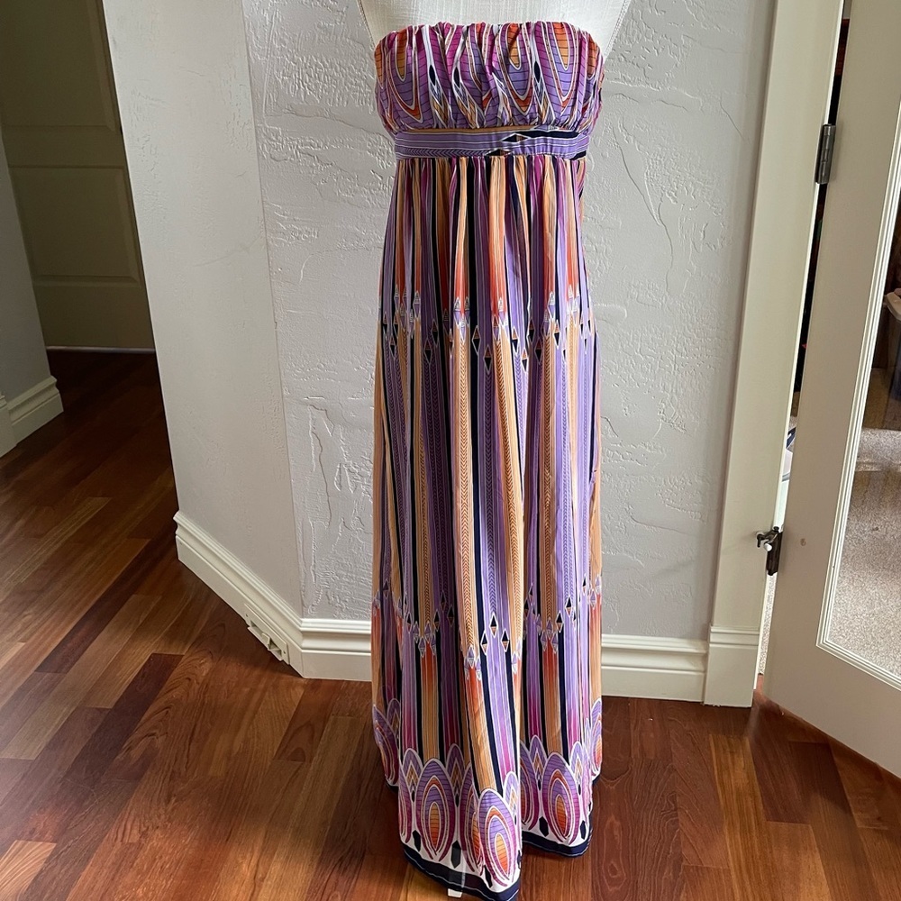 Karlie Boho Strapless Maxi Silhouette Dress Size: Medium‎ - Picture 10 of 10